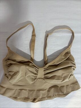 Skims seamless sculpt bralette in color: Clay